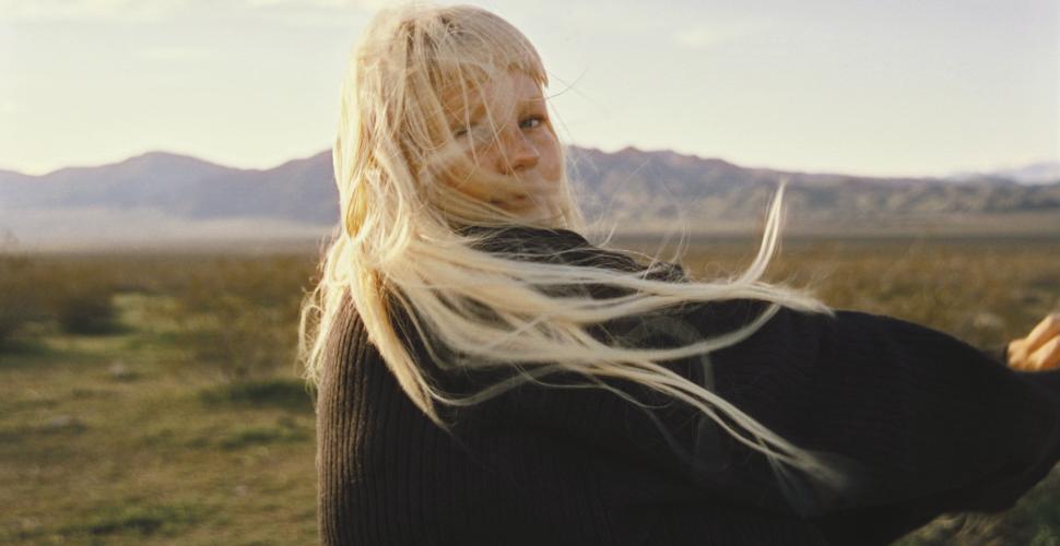 Sarah Klang by Fredrika Eriksson