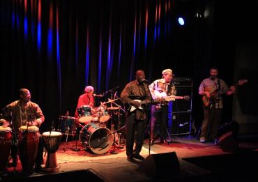 Ablai & The Roots Man Band 