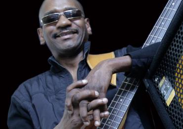 Victor Bailey